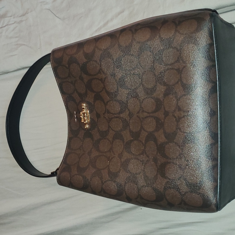 Coach Town Bucket Bag In Signature Canvas